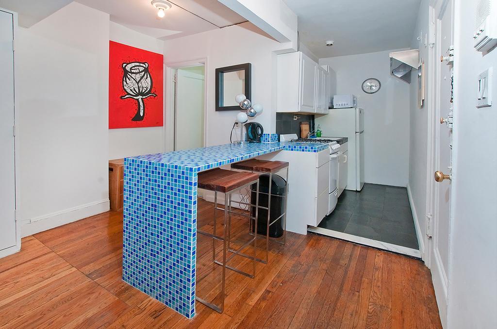 Mid Town East Street Apartments Next To Times Square New York Phòng bức ảnh